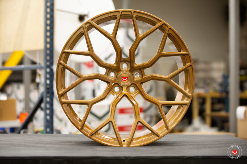 Vossen S17-01 23x12 / 5x130 / ET15 - Brickell Bronze Wheel - (Urus - Rear)