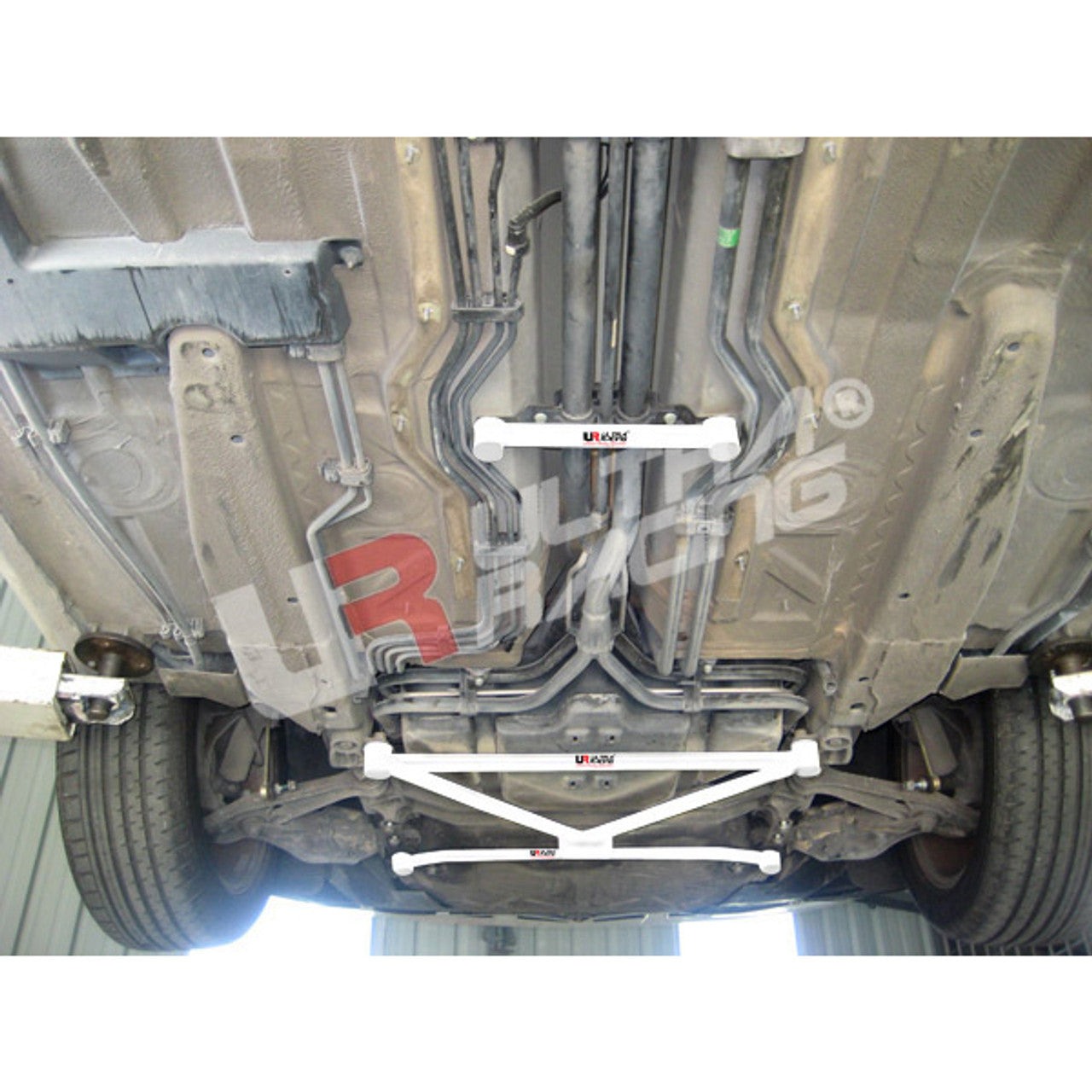 Ultra Racing - 2pt Middle Lower Brace - PORSCHE BOXSTER (986) 1996–2004 - UR-ML2-1104