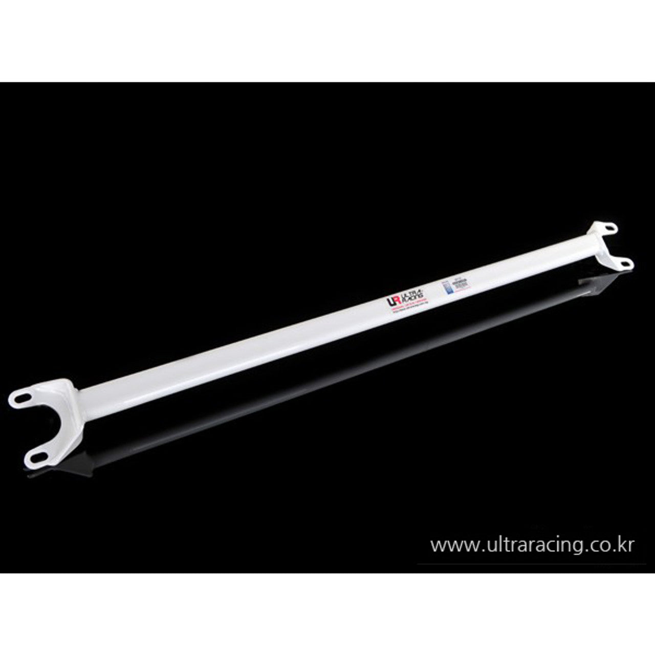 Ultra Racing - 2pt Rear Upper Strut Brace - 1999-2006 BMW M3 - UR-RE2-177