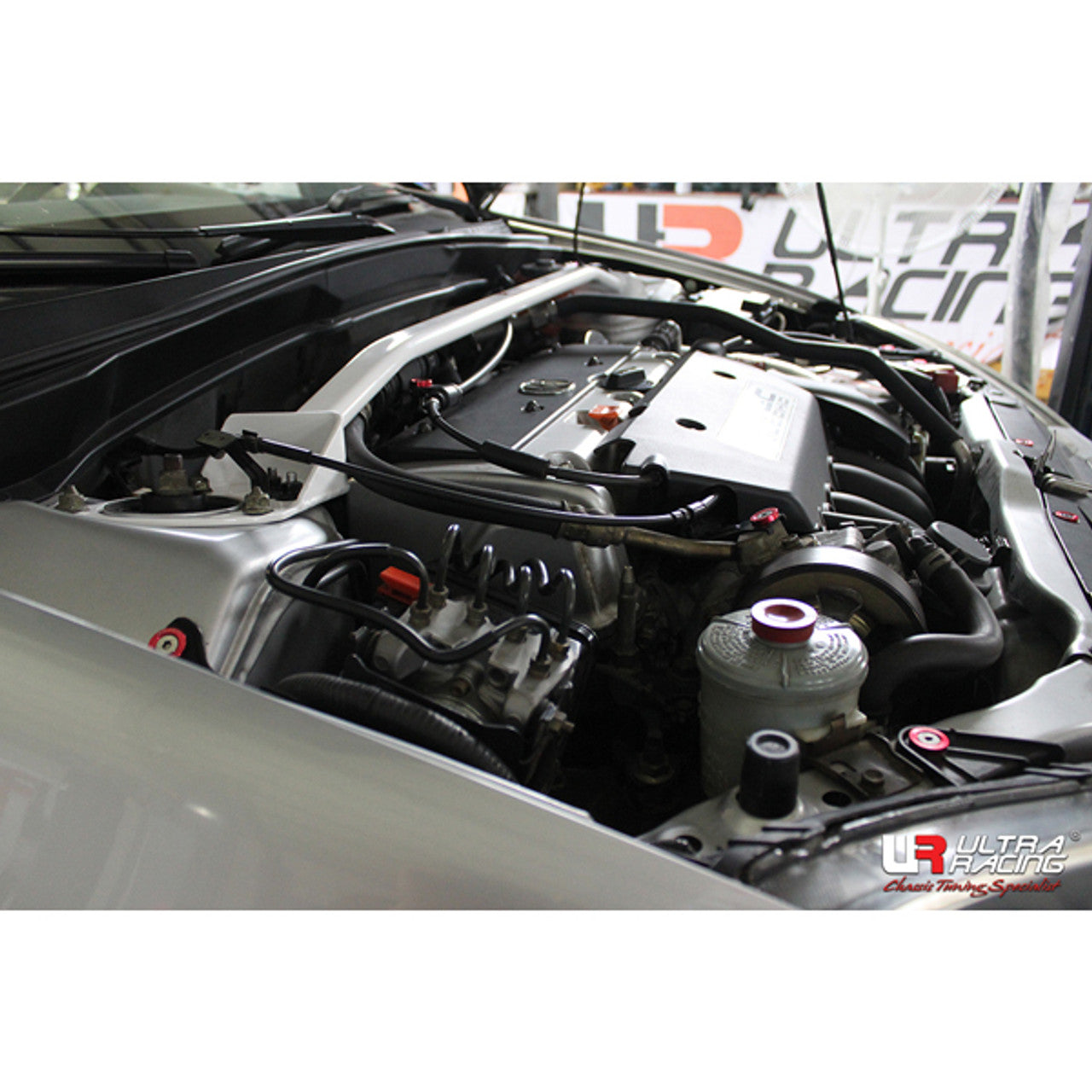 Ultra Racing - 2pt Front Strut Tower Brace - Acura RSX (DC5) 2002-2006 - UR-TW2-1372