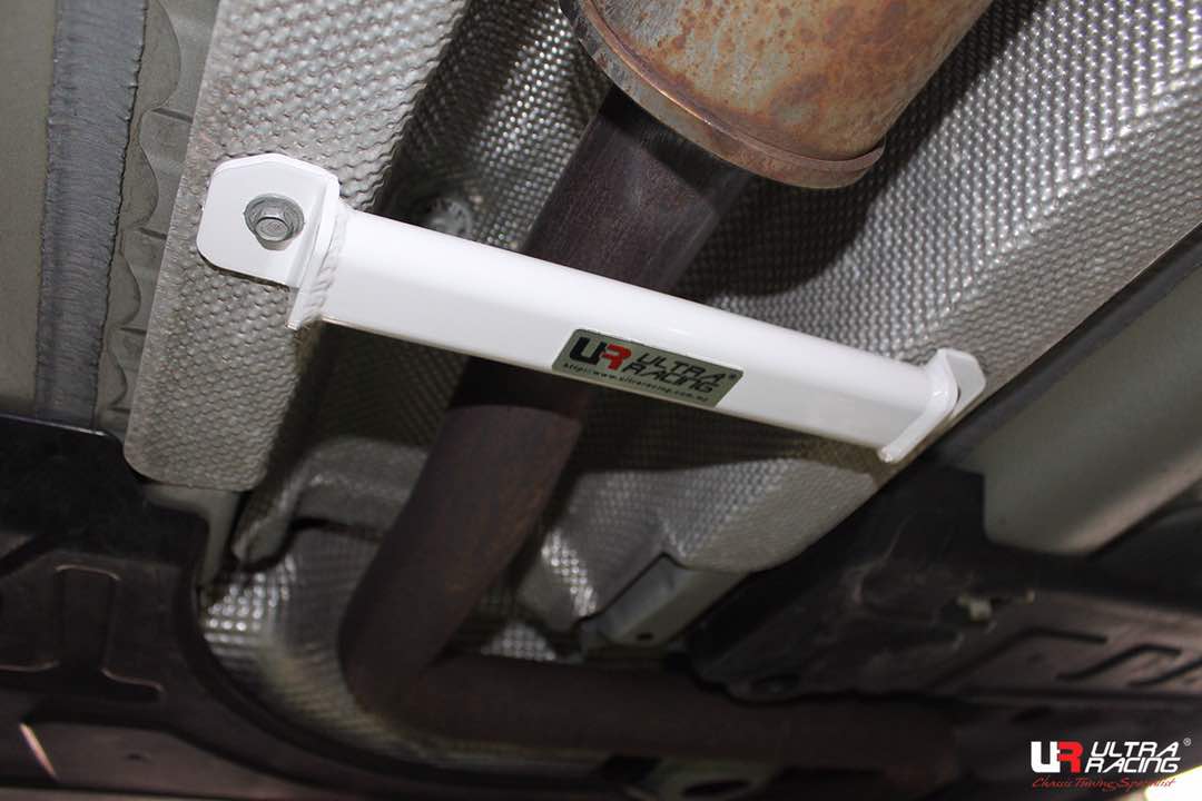 Ultra Racing - 2pt Middle Lower Brace - 2016+ Malibu - UR-ML2-3803