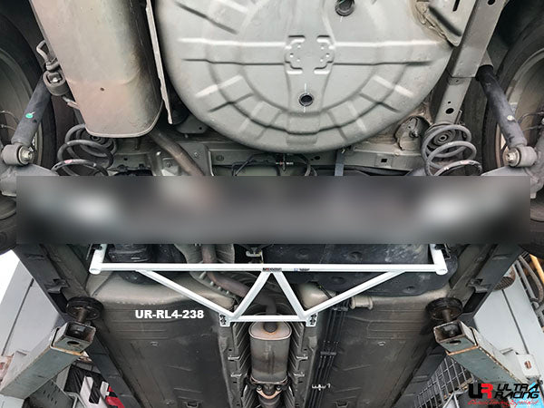 Ultra Racing - 4pt Rear Lower Brace - 2013-19 Sentra B17 - UR-RL4-238