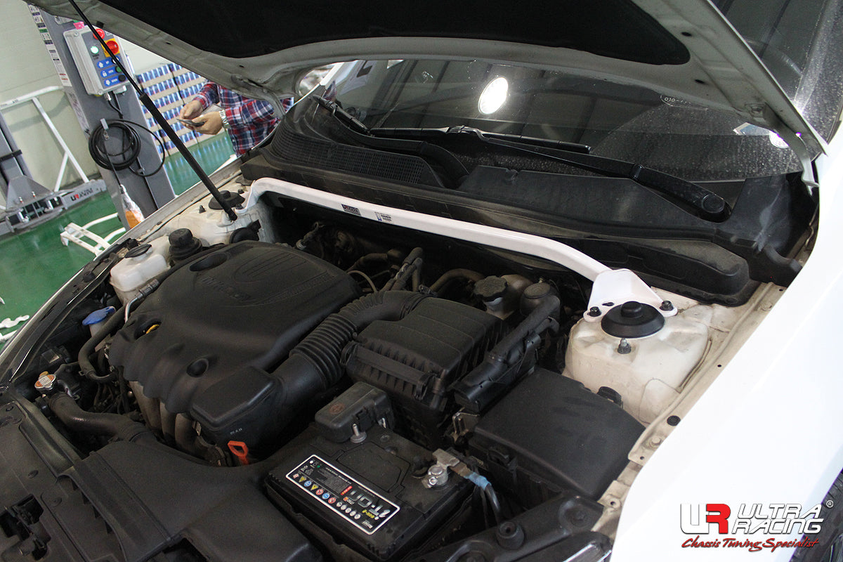 Ultra Racing - 2pt Front Strut Tower Brace - 2011-15 Optima - UR-TW2-1906