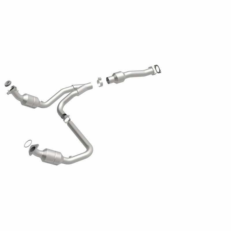 MagnaFlow Direct Fit Catalytic Converter 2011-2014 Express 1500 4.3L Underbody