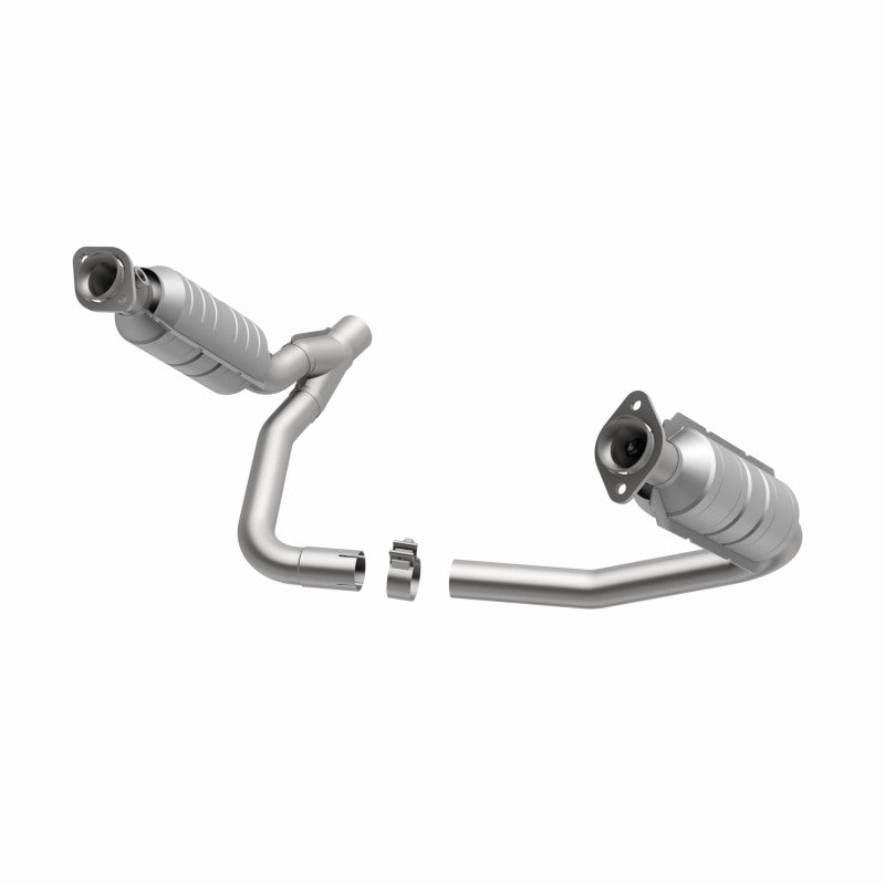 MagnaFlow Direct Fit Catalytic Conv 05-06 Dodge Dakota/2006 Mitsubishi Raider 3.7L Y-Pipe Assembly