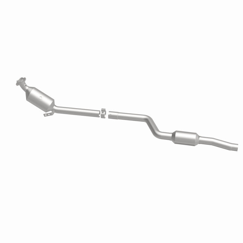 MagnaFlow 2011 C300 V6 3 OEM Underbody Direct Fit Converter