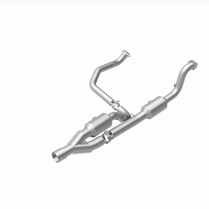 Magnaflow 15-16 Ram 2500 6.4L California Grade CARB Compliant DF Catalytic Converter