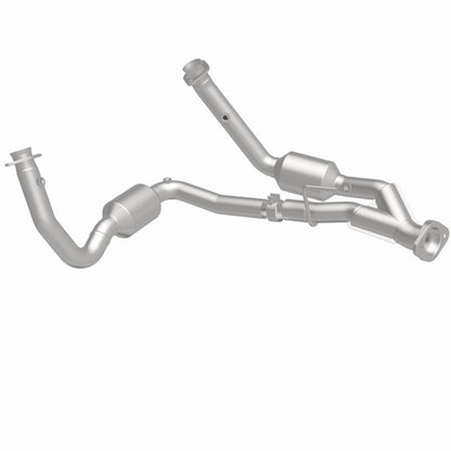 MagnaFlow 05-06 Jeep Grand Cherokee 5.7L Direct Fit Catalytic Converter