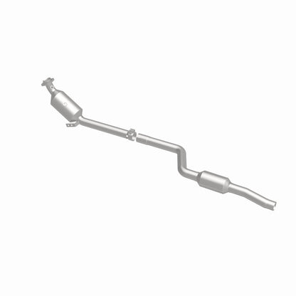 MagnaFlow 2011 C300 V6 3 OEM Underbody Direct Fit Converter