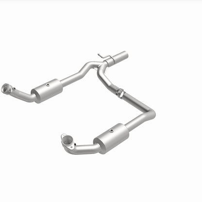 MagnaFlow 09-13 Ford E-350 Super Duty V10 6.8 OEM Underbody Direct Fit Catalytic Converter