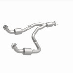 Magnaflow 12-20 Chevrolet Express 4500 Underbody 6.0L Direct Fit Catalytic Converter