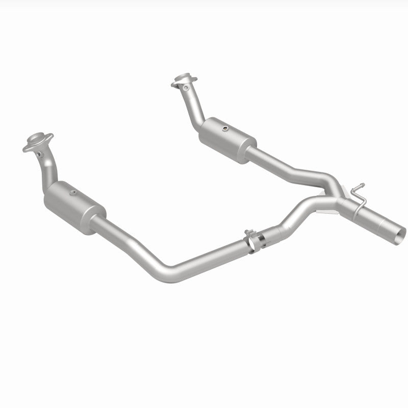 MagnaFlow 09-13 Ford E-350 Super Duty V10 6.8 OEM Underbody Direct Fit Catalytic Converter