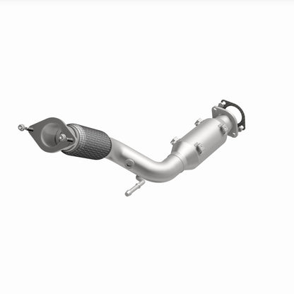 MagnaFlow 17-20 Nissan Rogue Sport Rear Underbody 2L Direct Fit Converter