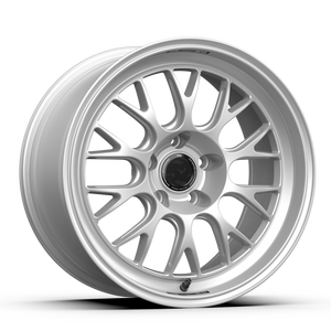 fifteen52 Holeshot RSR 19x8.5 5x112 42mm ET 57.1mm Center Bore Radiant Silver