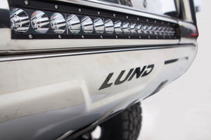 Lund 20-22 GM 2500HD/3500HD Bull Bar w/Light & Wiring - 304 Stainless Steel