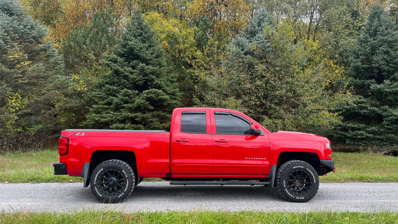 Fishbone Offroad 07-18 Chevrolet Silverado 1500/2500/3500 Double Cab Oval Side Steps -Black Textured