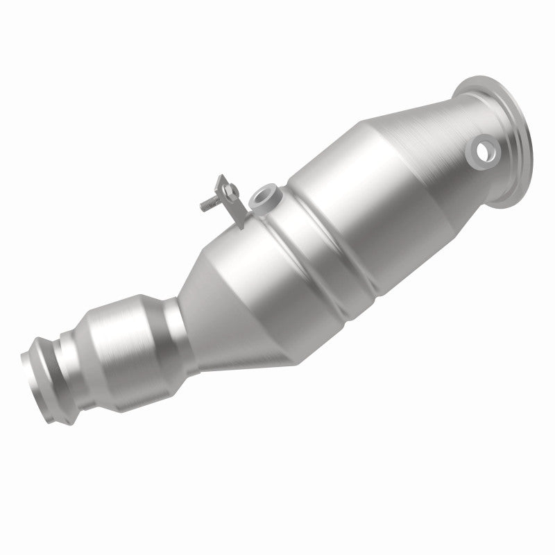 MagnaFlow Direct Fit Catalytic Converter 2016 BMW 428i 2.0L Underbody