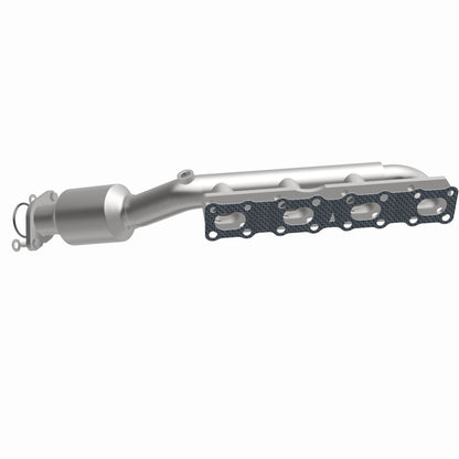MagnaFlow 2004 Nissan Titan 5.6L Direct Fit Converter