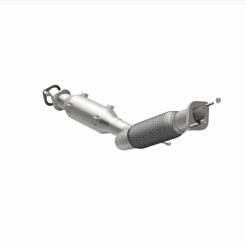 MagnaFlow 17-20 Nissan Rogue Sport Rear Underbody 2L Direct Fit Converter