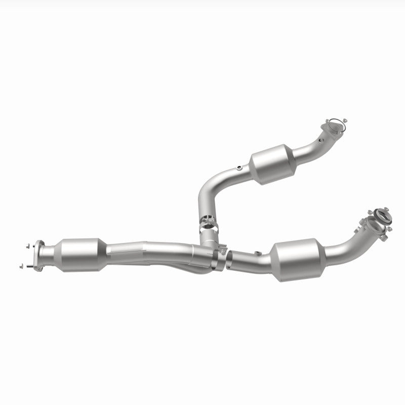 MagnaFlow 12-20 Chevrolet Express 4500 Underbody 6.0L Direct Fit Catalytic Converter
