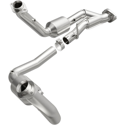MagnaFlow 05-06 Jeep Grand Cherokee 5.7L Direct Fit Catalytic Converter