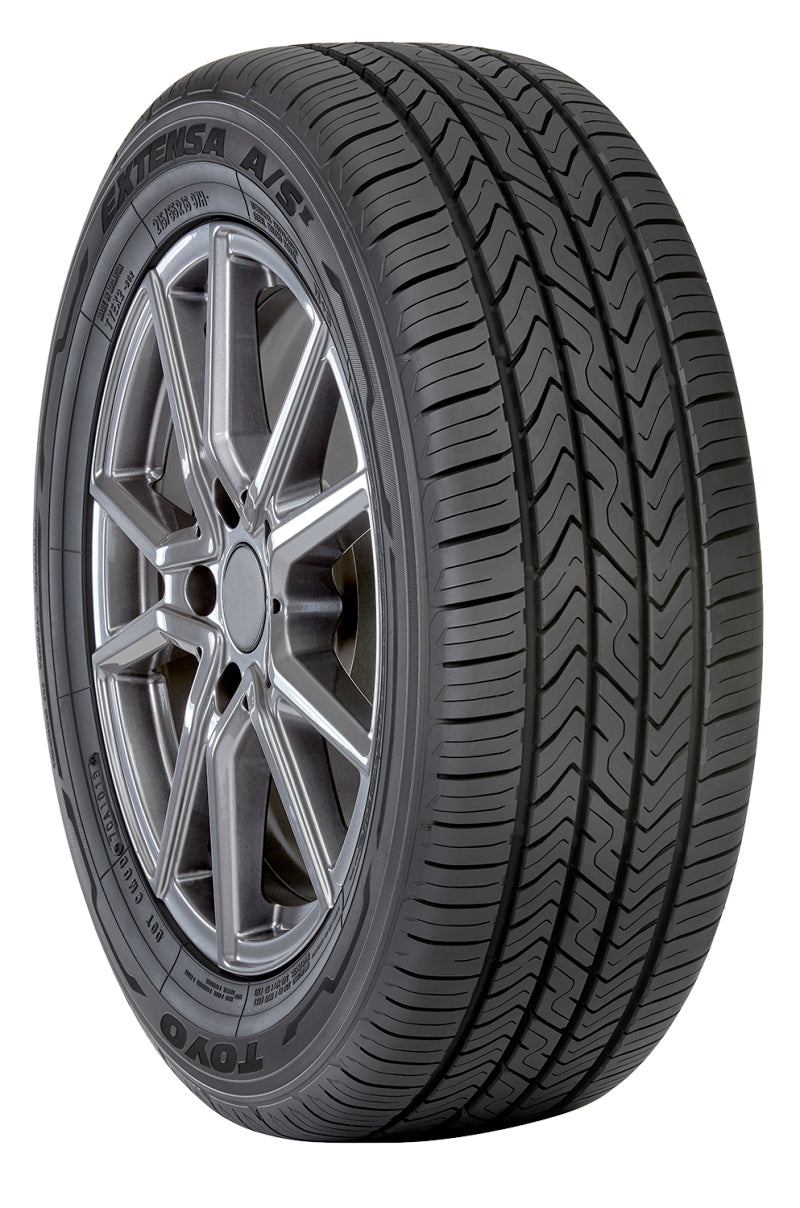 Toyo Extensa A/SII Tire - P215/65R15 95T