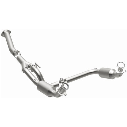 MagnaFlow 04-05 Chevrolet Express 1500 5.3L Direct Fit Converter