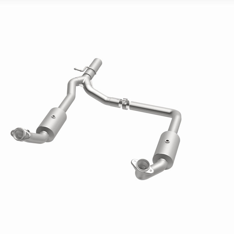 MagnaFlow 09-13 Ford E-350 Super Duty V10 6.8 OEM Underbody Direct Fit Catalytic Converter