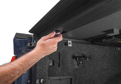 Extang 07-21 Toyota Tundra w/Rail System 5.5ft. Bed Endure ALX