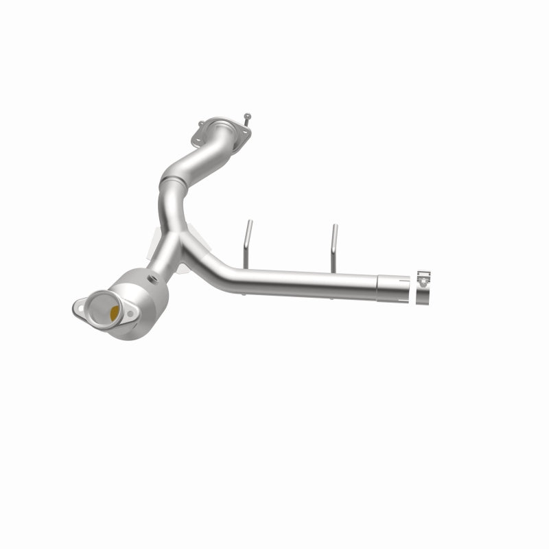 MagnaFlow 2021 Ford F-150 Right Underbody 5L Direct Fit Converter