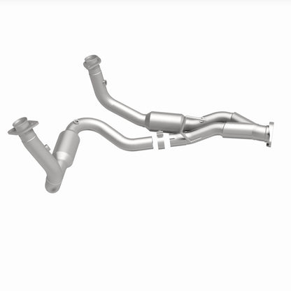 MagnaFlow 05-06 Jeep Grand Cherokee 4.7L Direct Fit Catalytic Converter