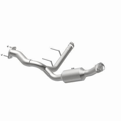 MagnaFlow 2021 Ford F-150 Right Underbody 5L Direct Fit Converter