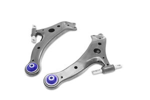 SuperPro 2001 Toyota Highlander Limited Front Lower Control Arm Set w/ Bushings