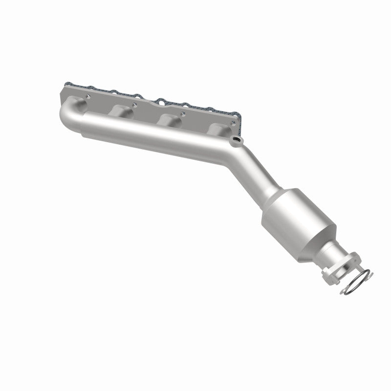 MagnaFlow 2004 Nissan Titan 5.6L Direct Fit Converter