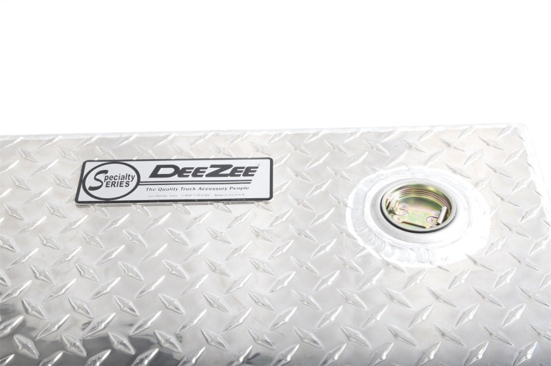 Deezee Universal Tanks - L-Shape Brite-Tread Aluminum (111 Gal)