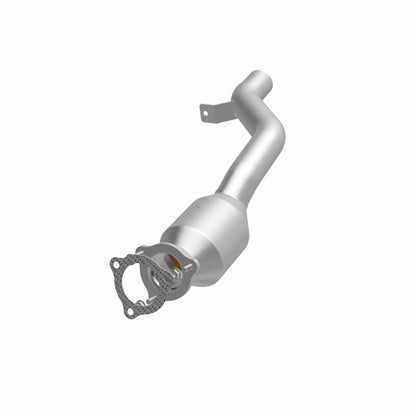 MagnaFlow 10-11 Cayenne V8 4.8 OEM Underbody Direct Fit Converter