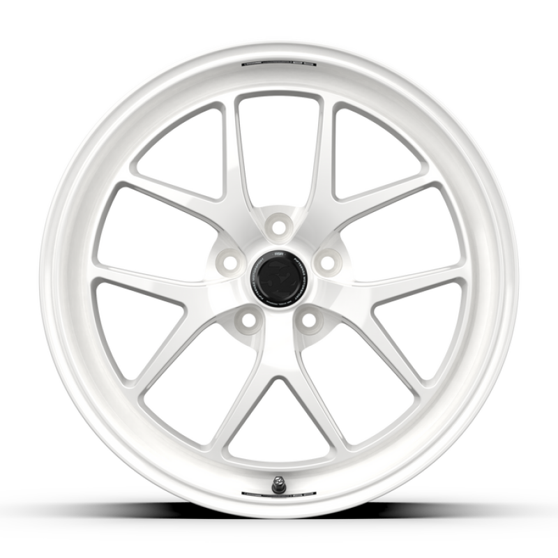 fifteen52 Sector RSR 19x9.5 5x114.3 38mm ET 73.1mm Center Bore Rally White