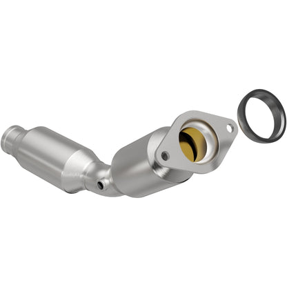 MagnaFlow 12-15 Prius V L4 1.8 OEM Underbody Direct Fit Converter