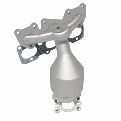 Magnaflow 07-10 Kia Sedona 3.8L California Grade CARB Compliant DF Manifold Catalytic Converter