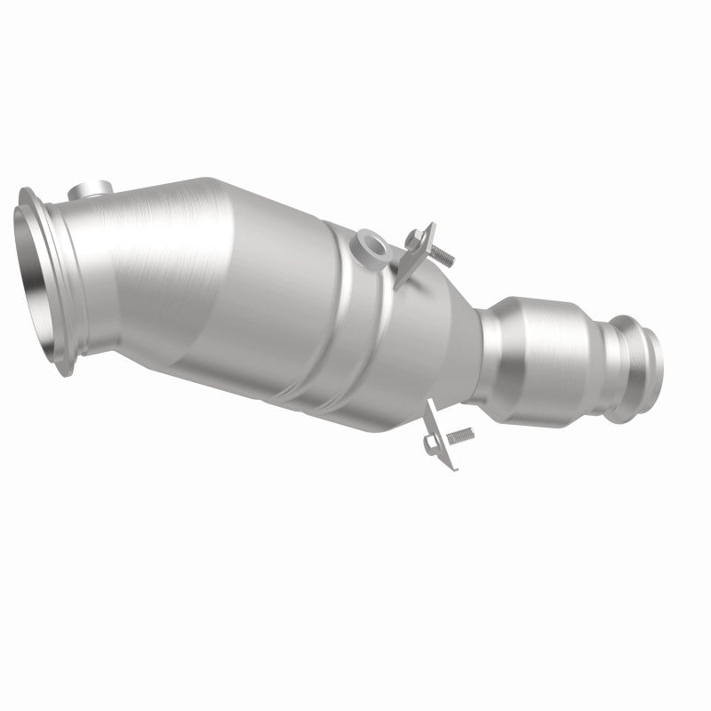 MagnaFlow Direct Fit Catalytic Converter 2016 BMW 428i 2.0L Underbody