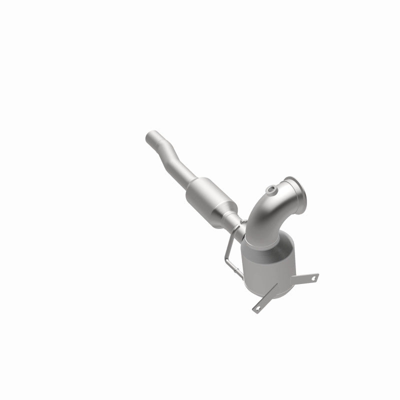 MagnaFlow 16-18 Volkswagen Jetta L4 OEM Underbody Single Direct Fit Converter