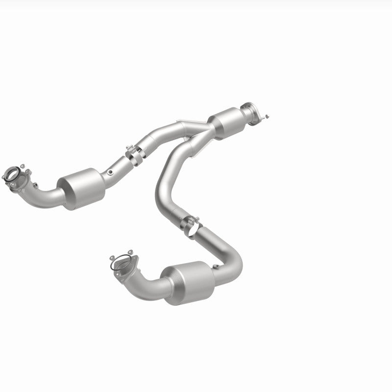 MagnaFlow 12-20 Chevrolet Express 4500 Underbody 6.0L Direct Fit Catalytic Converter