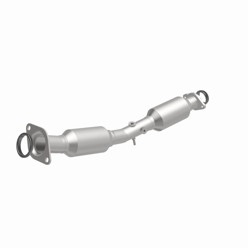Magnaflow 13-15 Nissan Sentra 1.8L California Grade CARB Compliant DF Catalytic Converter
