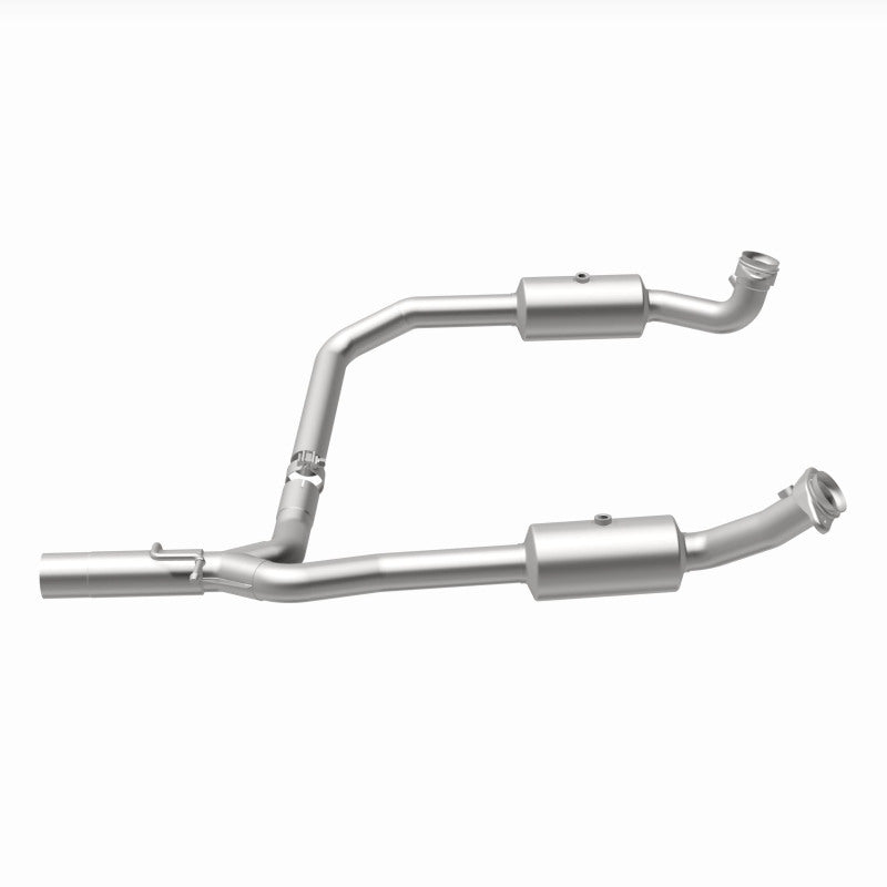 MagnaFlow 09-13 Ford E-350 Super Duty V10 6.8 OEM Underbody Direct Fit Catalytic Converter