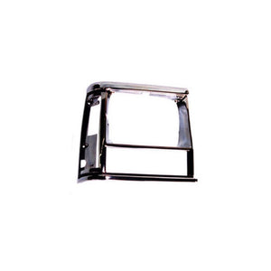 Omix RH Chrome Blk Headlight Bezel 84-01 Cherokee (XJ)