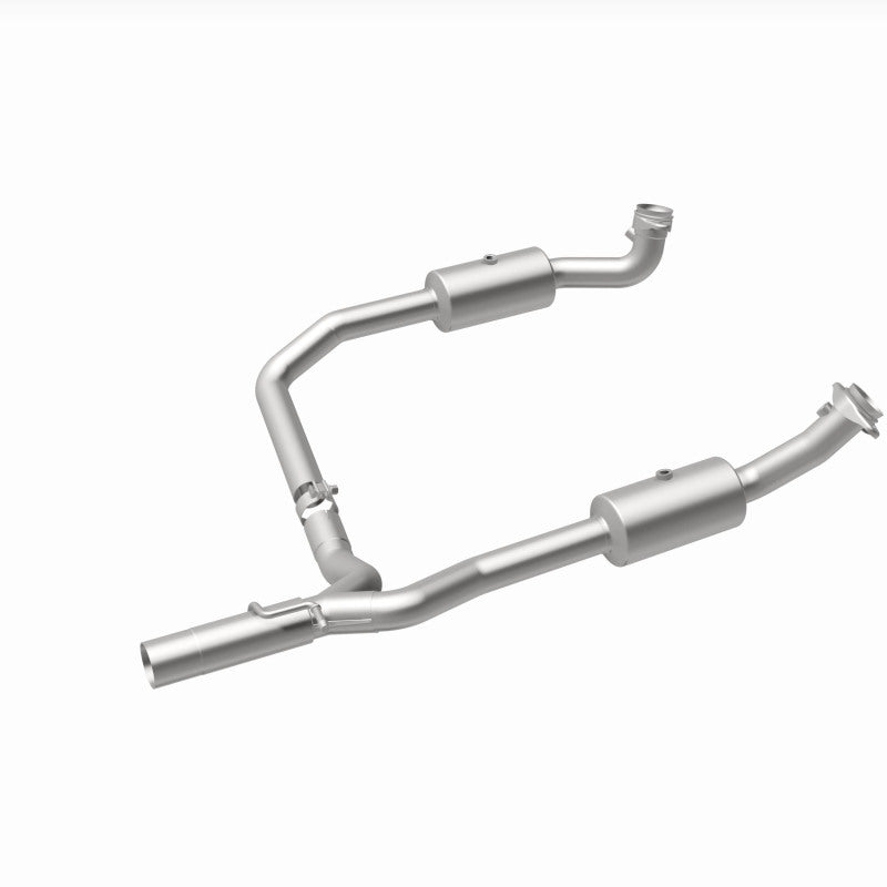 MagnaFlow 09-13 Ford E-350 Super Duty V10 6.8 OEM Underbody Direct Fit Catalytic Converter