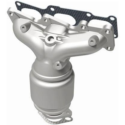 Magnaflow 07-10 Kia Sedona 3.8L California Grade CARB Compliant DF Manifold Catalytic Converter