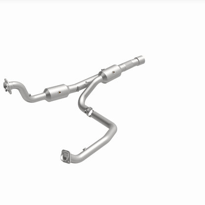 Magnaflow 15-16 Ram 2500 6.4L California Grade CARB Compliant DF Catalytic Converter