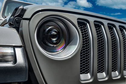 Oracle Oculus Bi-LED Projector Headlights for Jeep JL/Gladiator JT Satin Silver 5500K