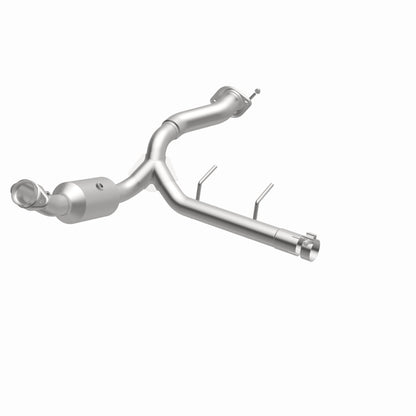 MagnaFlow 2021 Ford F-150 Right Underbody 5L Direct Fit Converter